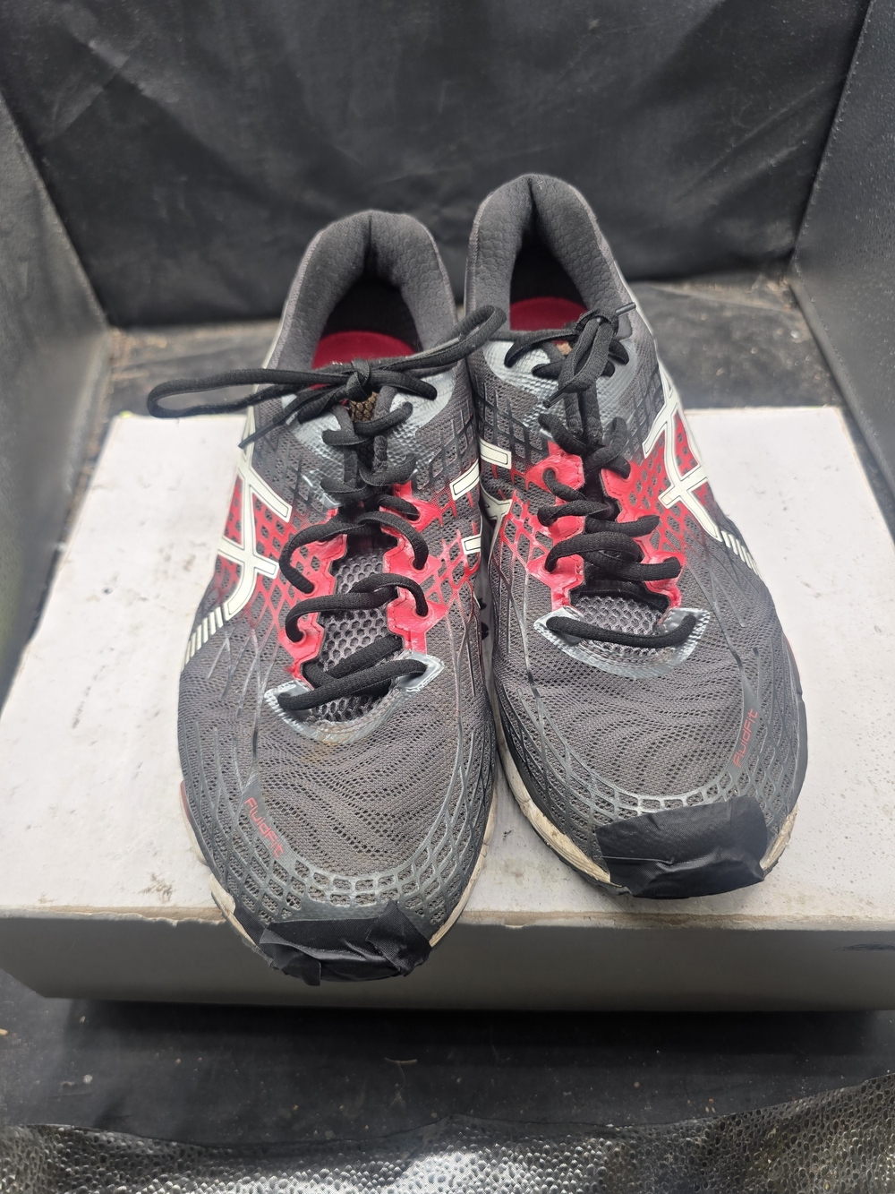 Asics Men's Athletic Shoes — Gray with Red Accents
